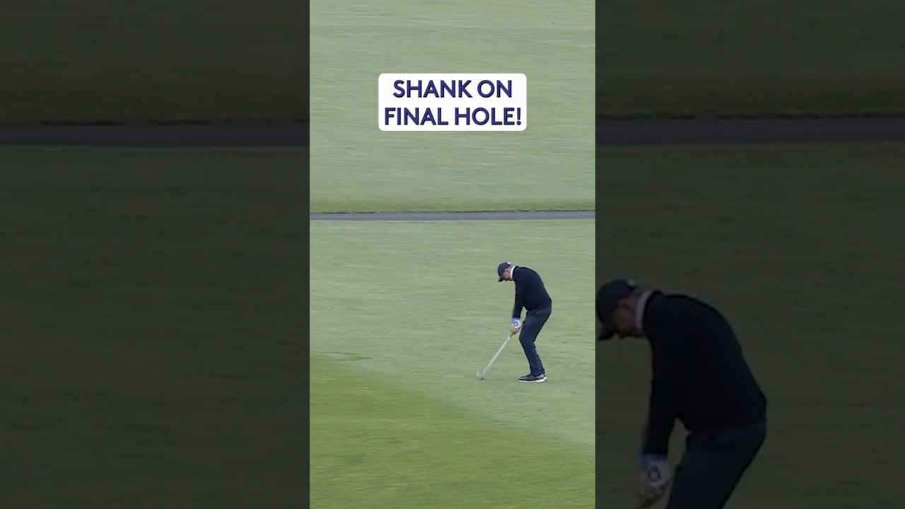 A SHANK at the Old Course 😱