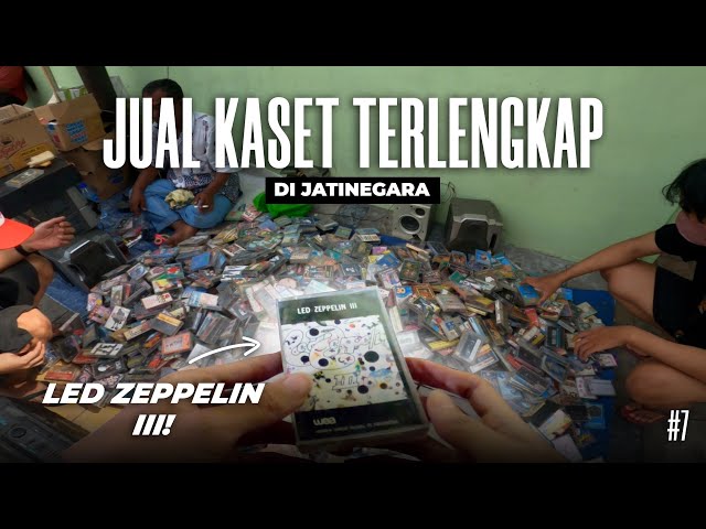 Tempat kaset terlengkap! | Dari Led Zeppelin sampe The Beatles! class=