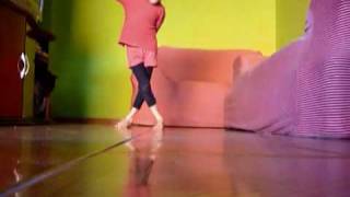 Aurianna - Free Step