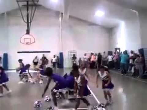 Cheerleading chesney elementary school (Jez )