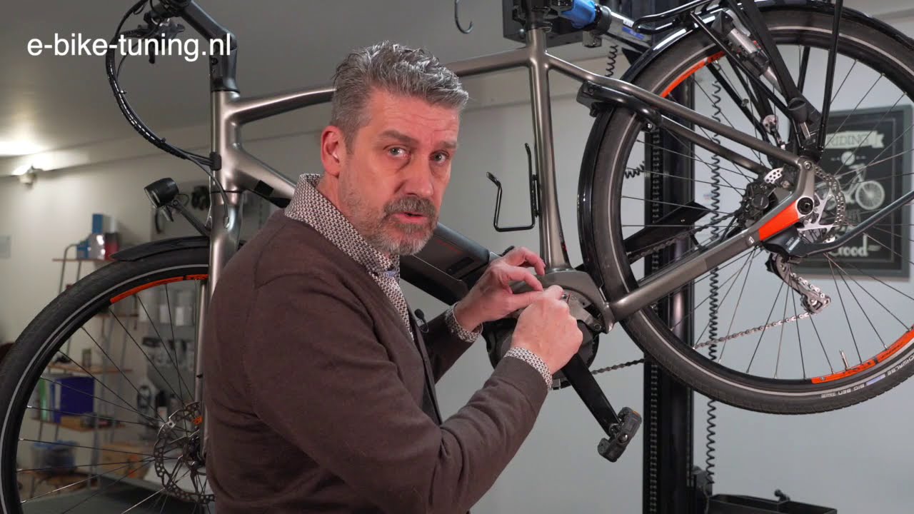 Inbouw Speedchip 3 0 in Bosch Performance line - YouTube