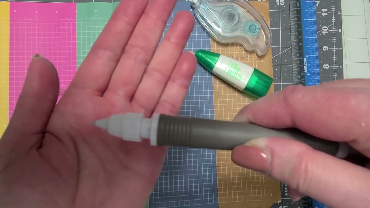 How To Use The Stampin' Up! Take Your Pick Tool - Using the Putty End