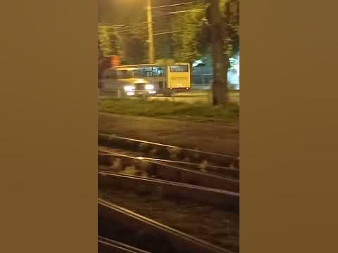 Автобус уезжает - YouTube