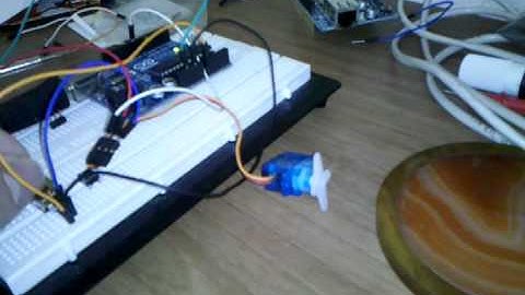 Controlando servo-motor com arduino e potenciômetro