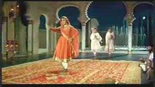 Meena Kumari - Lata - Chalte Chalte - Pakeezah (1972) chords