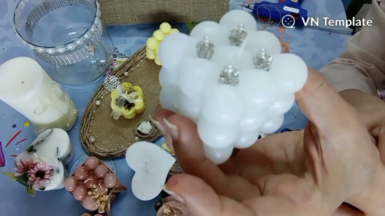 الدرس الثامن ..افكار عن تزين الشموع وكيفيه عمل مشروع منها ...