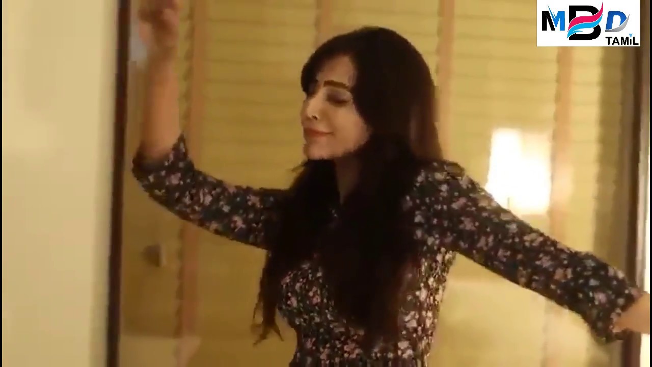 Parvathi nair Vishwasam thunak thunak angali pangali song amazing hot dance