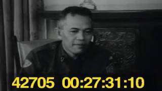 Presiden Sukarno bertemu dgn perwakilan pemerintah Malaysia di Istana Bogor bln agustus 1966