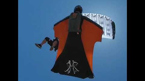 Thumbnail of skydiving |skydiving in Dubai | skydiving video | skydiving gone wrong | ilahi song | #shorts