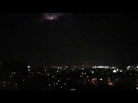 すごい 特大の雷が光りまくる岡崎市の夜 Youtube