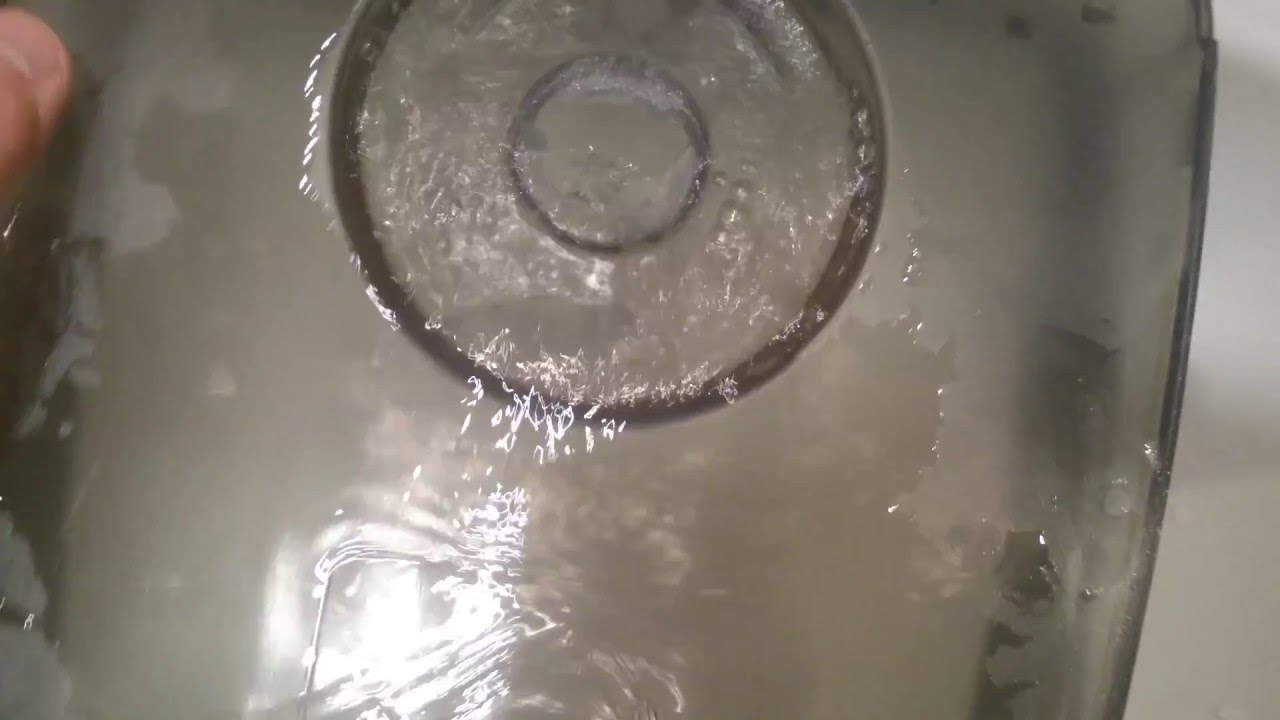 Почему бак для воды лучше в 2055D, 2055DR, 2055A, W490