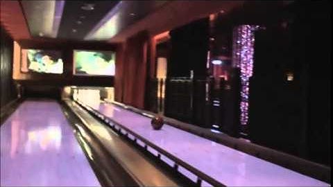 Collaborative Camera content Insertion