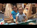 Zara bermain di Playground dari Kardus | Cardboard Space Station at Living World | DIY Rumah Kardus