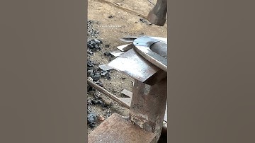 the correct way to form a tool for harvesting rubber tree sap #blacksmithing