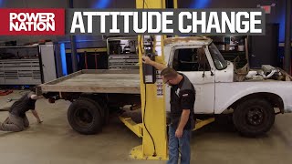 Lowering And Chopping The Bed On The Turbocharged Ford 300 Flatbed  Music City Trucks S2, E11