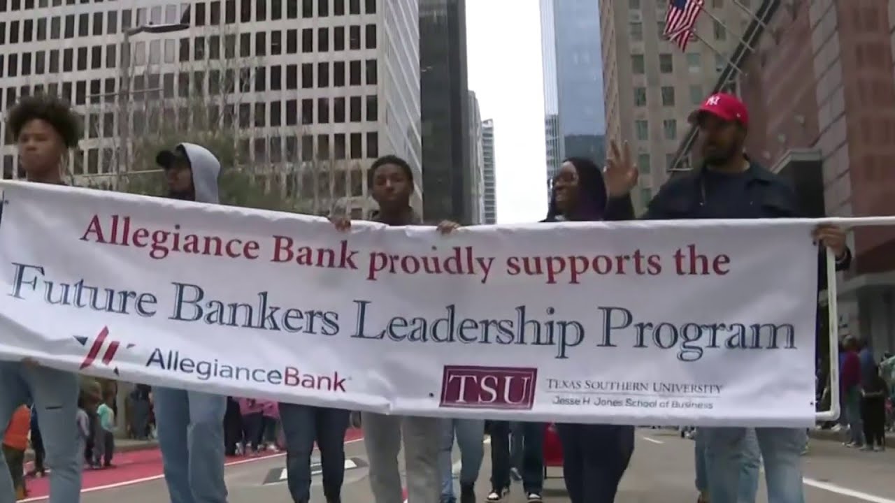 Houston’s 45th Annual Original MLK parade - YouTube
