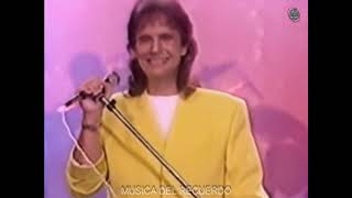 Video thumbnail of "Roberto Carlos - Tú eres mia"