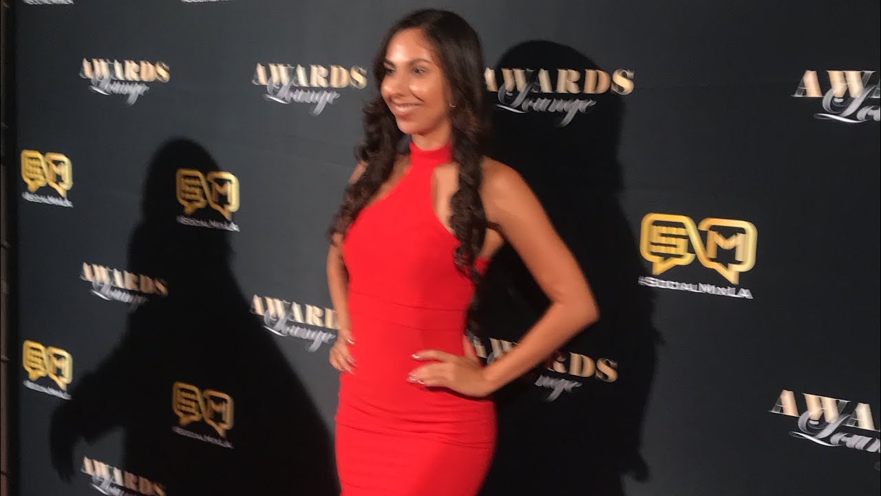 Red Carpet Hollywood | Natalia Romo - YouTube