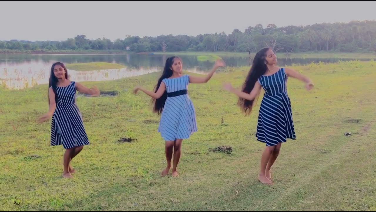 ගම්මානේ පුරා. Dansing video . ☺️