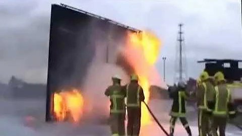 F-500 EA and Jet Fuel Fire Wall Demonstration-Manston UK