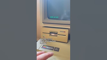10 PRINT #adultswim AppleSoft BASIC apple IIe computer #80s #programming #retrocomputing