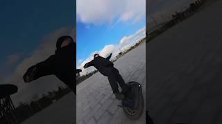 Как разбить камеру insta 360 X3, один из способов! Падение на моноколесе #моноколесо #insta360 #euc