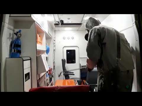 Военнослужащие провели спецобработку машин скорой медицинской помощи в Курске
