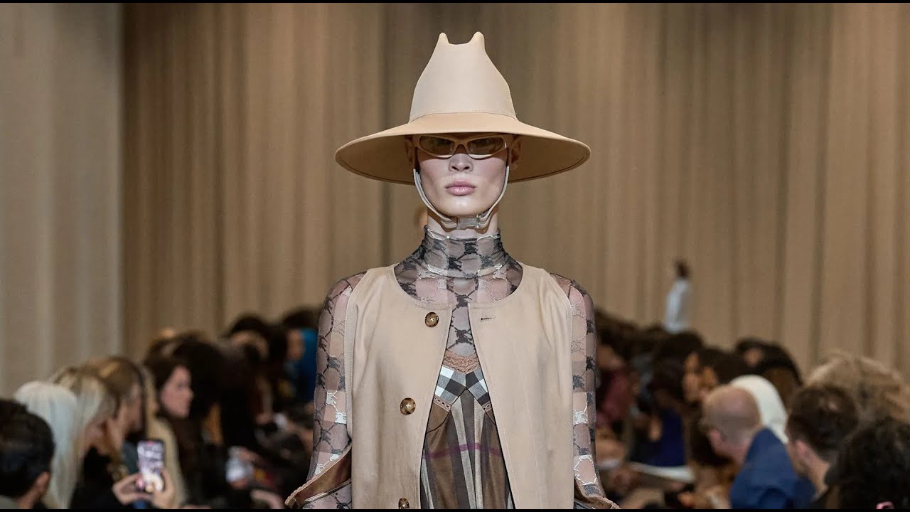 So, We Got a Burberry Spring 2023 Show After All - Fashionista