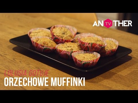 Wideo: Gotowanie Orzechowej Muffinki