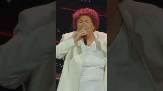 Geçtiğimiz Akşam Sevgili Melike Şahin’in Harbiye Konserine Konuk Oldum. Beraber Yuh Yuh Söyledik 🫶