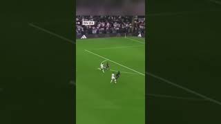 Voici Comment Mbappé A Détruit Le Barcelone A Lui Seul