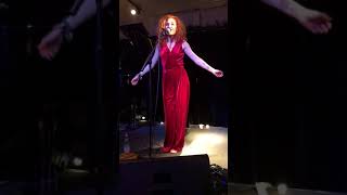 Janet Devlin - I Wanna Be Like You live at The Water’s Edge, Birmingham (22/12/17)