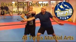 Jiu-Jitsu Basic Knife Defenses at Twins Martial Arts