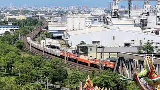 2021/09/08 7558次五機貨物列車通過武荖坑橋(R195+R184+E322+R196+R193)