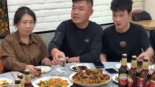 提前祝大家新年快乐！日常vlog 铁哥我来了 记录真实生活 东北日常生活vlog