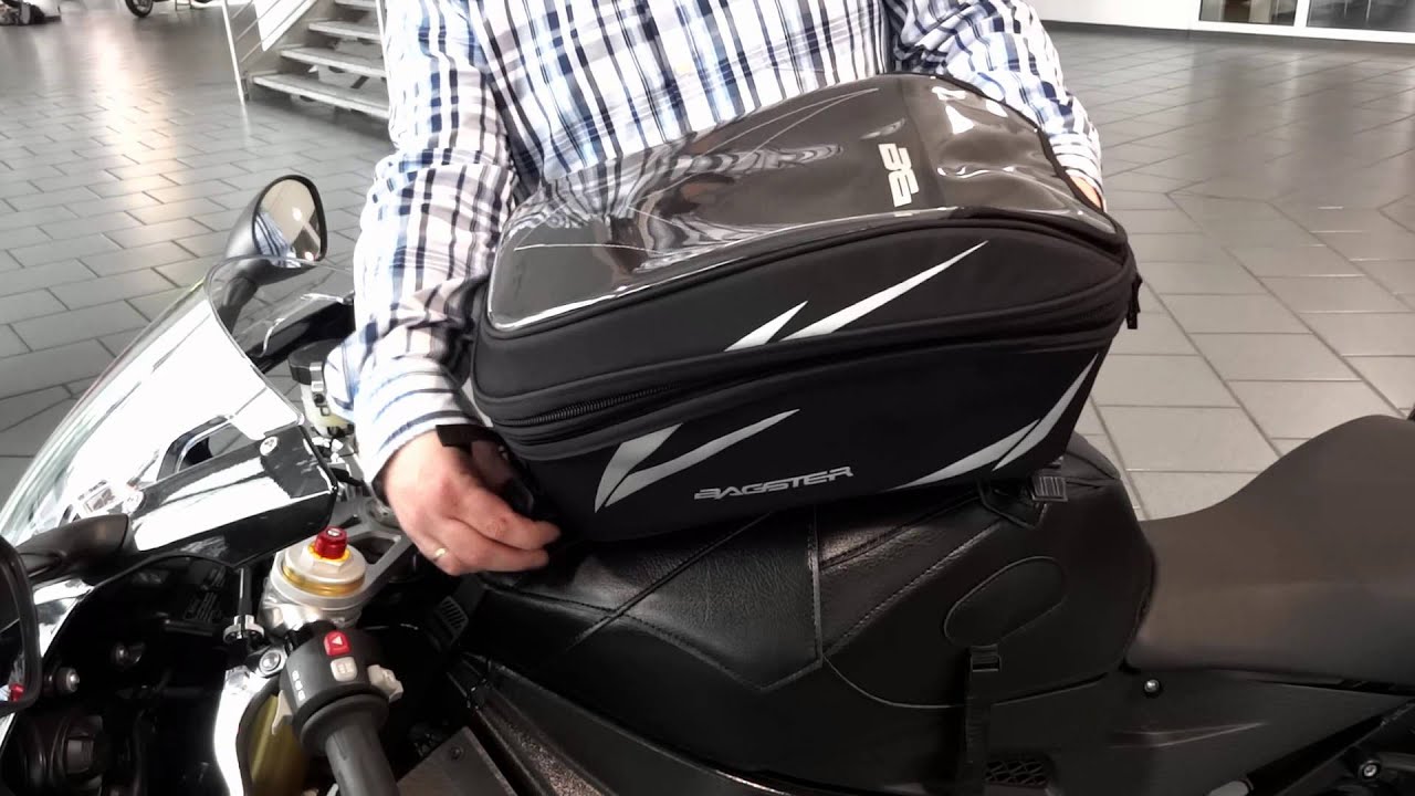 installation de slapper de réservoir de moto