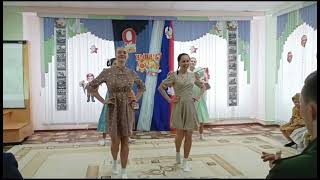 Танец " Катюша" исполняют #воспитатели детского сада 19 Катюша. #деньпобеды #танец #катюша