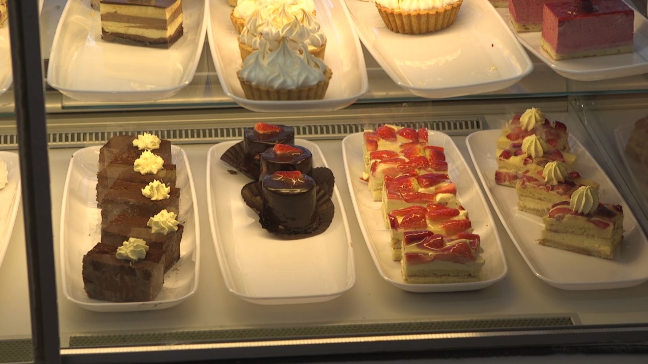 CAKE CORNER KIRKCALDY'S NEWEST PATISSERIE YouTube