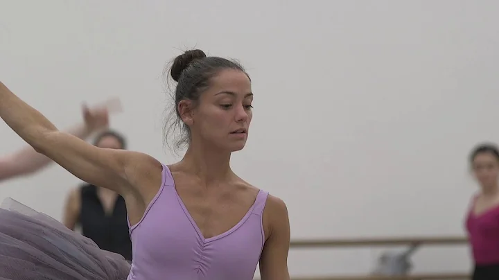 Scottish Ballet: The Fairy's Kiss - behind-the-scene...