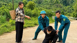 Woman abused by ex-husband - Fortunately rescued in time by two police officers.