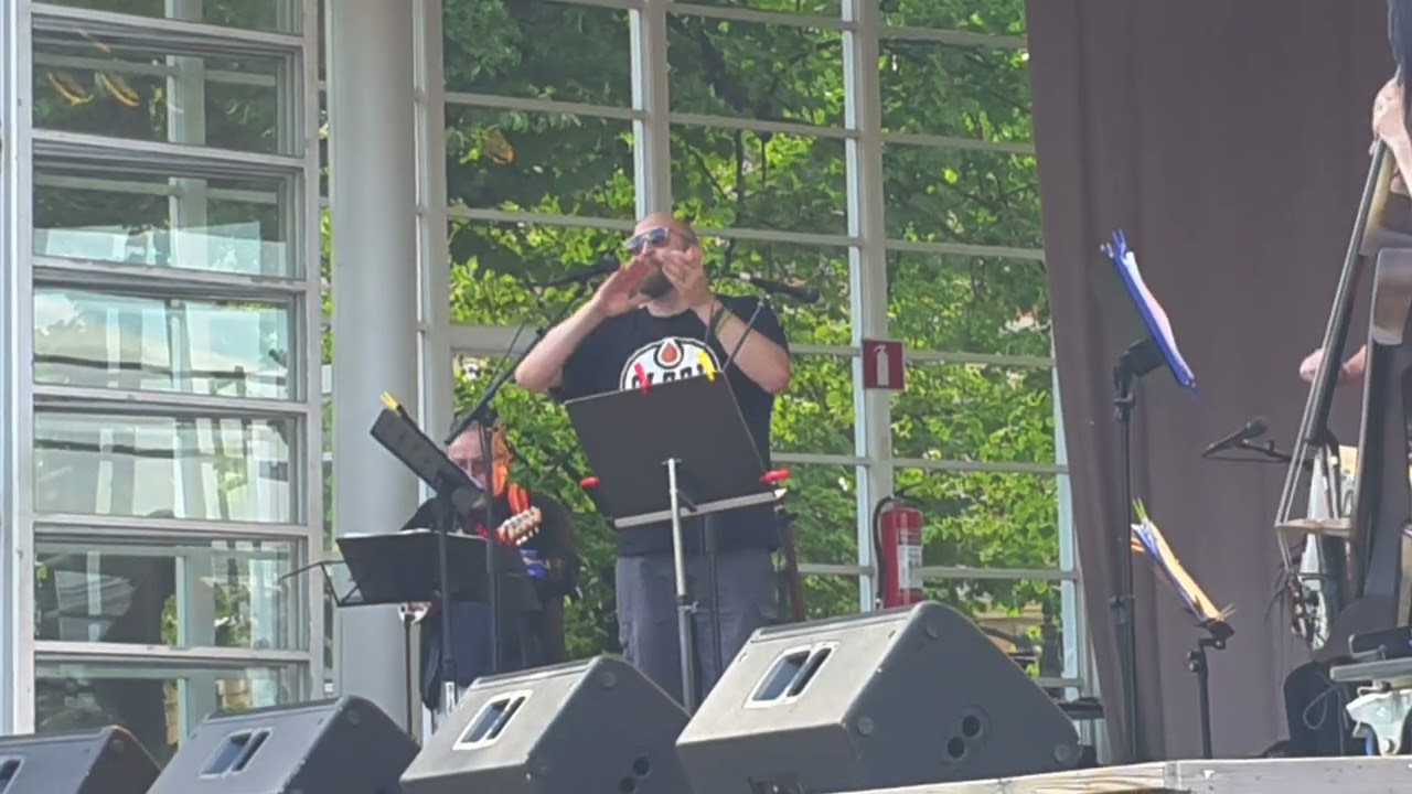 Paleface ja Laulava Unioni - Bella ciao. 12.07.24, Espan lava, Hki