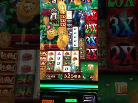 1st time Winning a 5K Minor at Lightning Machine #casino #youtubeshorts #smallwinsmatter