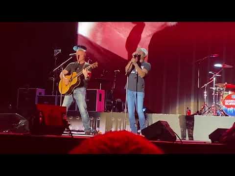 Hootie and the Blowfish & Edwin McCain: “Solitude” Hersheypark Stadium Hershey, PA 6/28/24