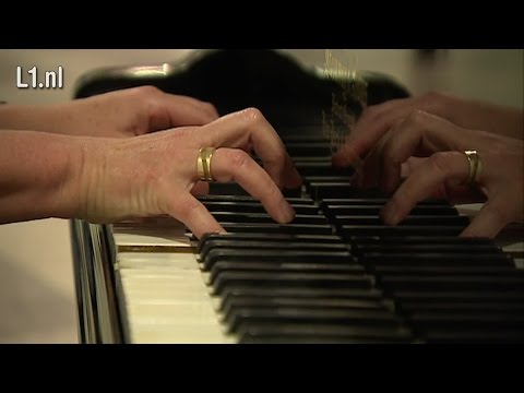 Video: Piano in Viecuri Venlo moet bezoek aangenaam maken 6 nov 2015