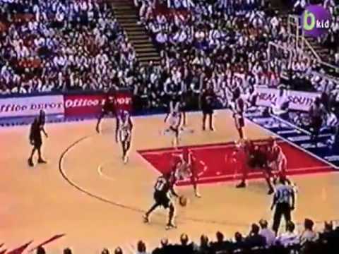 Allen Iverson 26pts 15 asts vs Barkley, Hakeem, Cl...