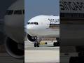 Singapore Airlines incredible butter landing! #boeing #singapore #planespotting #plane #lax