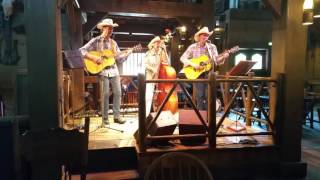 Frontierland - Cowboy Cookout Barbecue - Disneyland Paris (Devil Woman)