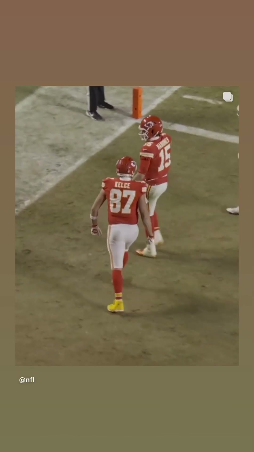 He can’t spike a ball ? #hoodnews #patrickmahomes #chiefs #buffalobills #trending #viralvideo #nfl