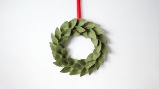 Day 5 | DIY Green Felt Wreath
