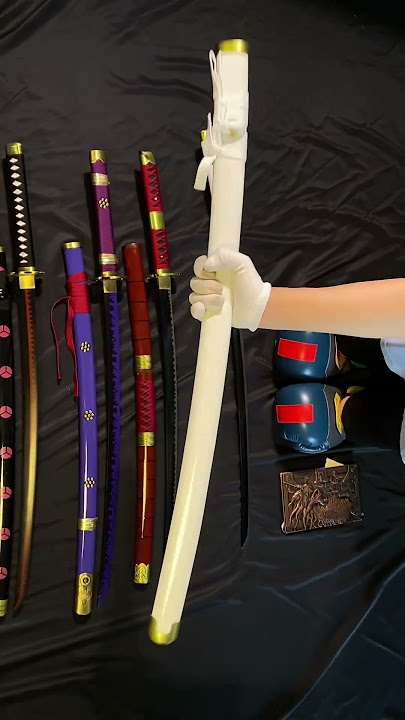 which one do you want?#onepiece #katanasword #zoro #samurai #cosplay